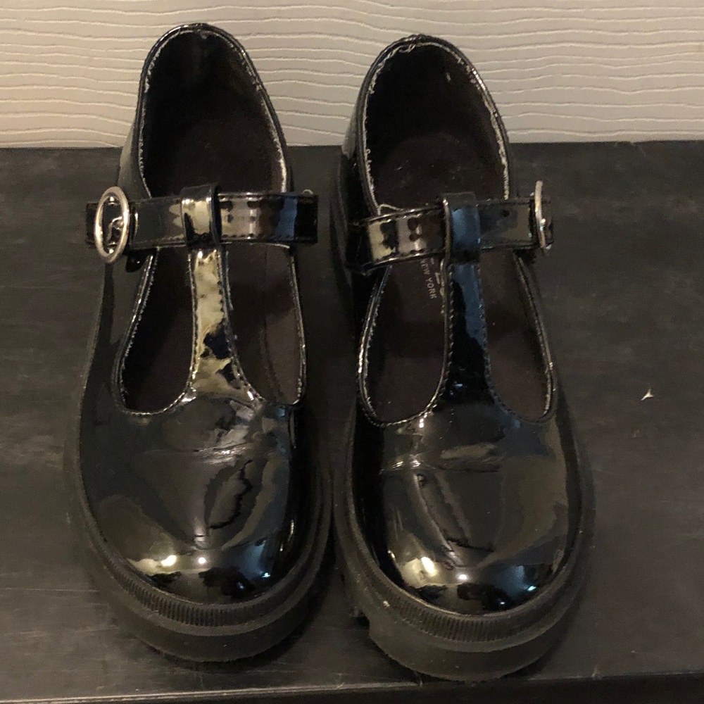 Black Patent Leather Kids Shoes